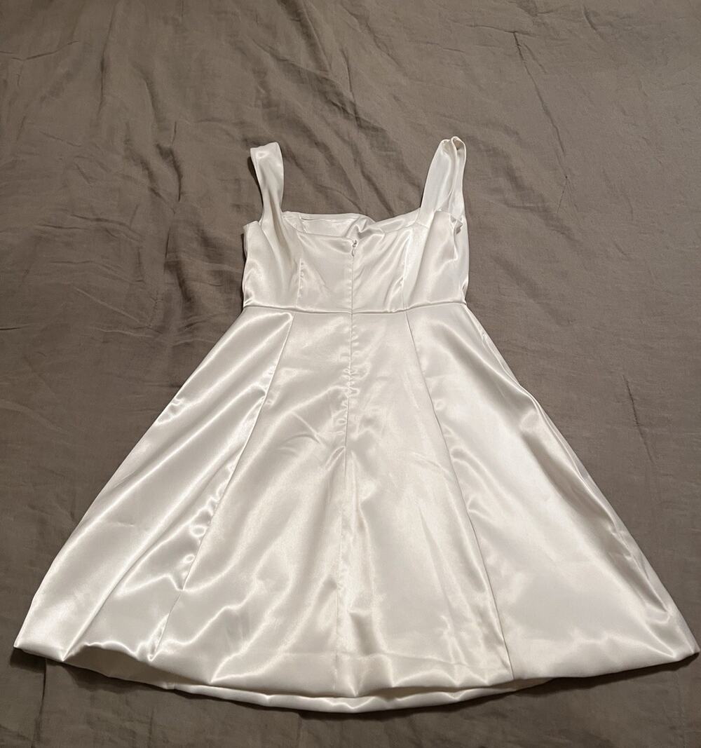 Sthcute White Satin Strappy Sleeveless Mini Dress XS, Solid, Zip Closure